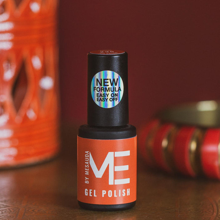 ME by Mesauda: the Easy On - Easy Off formula for a small, smart and stylish manicure